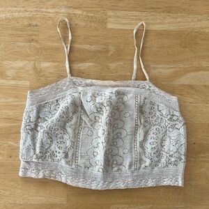 Xs cream lace crop top